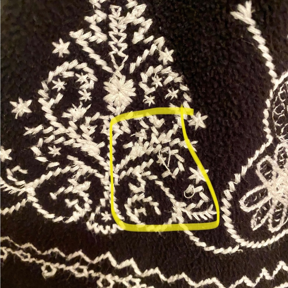Mountain Lake Embroidered Snowmen Black Fleece Vest - Picture 4 of 6